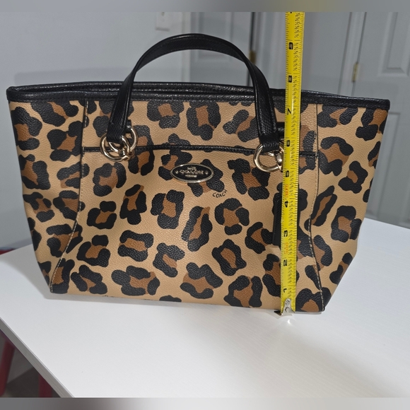 Coach✨️ Leopard 🐆 Print Tote - Black and Tan 🔥 - Picture 7 of 7